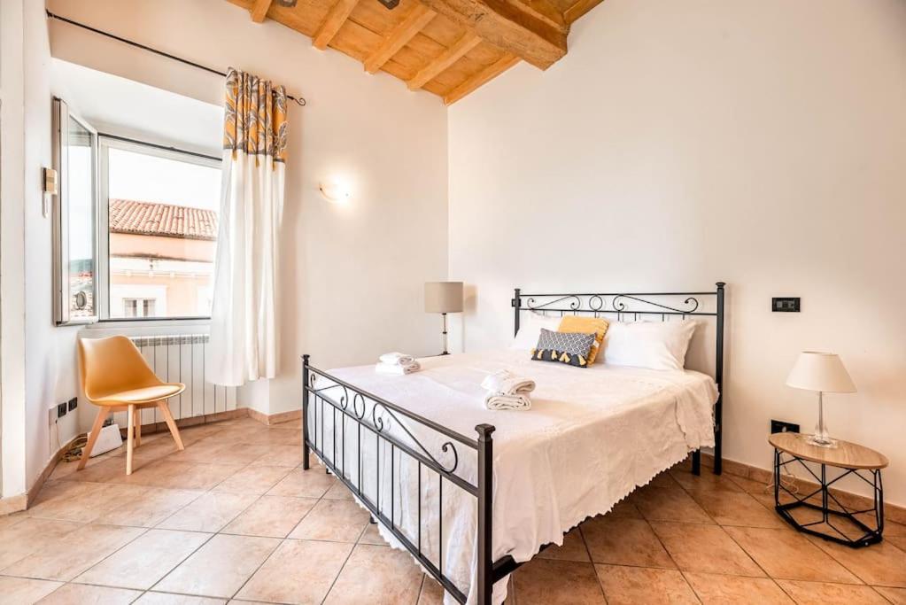 Apartamento Antica Dimora Papale - Centro Storico Con Vista Terracina